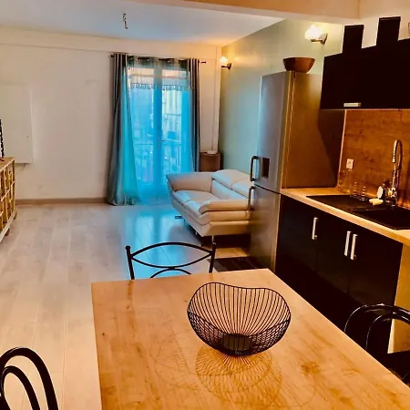 Maison De Village Confortable * Gignac (Herault)